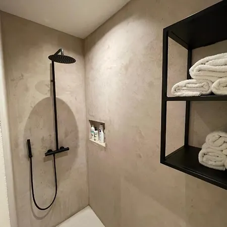 3 Luxury Design With Airconditioning, Close To Gent St-pieters Station Apartamento