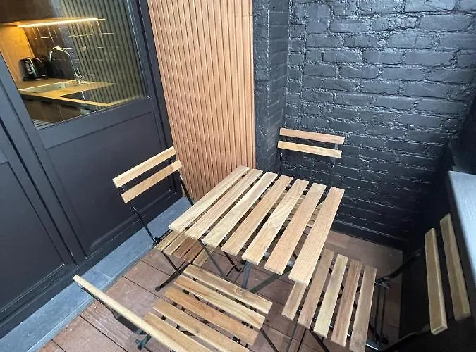 Apartament 3 Luxury Design With Airconditioning, Close To St-pieters Station