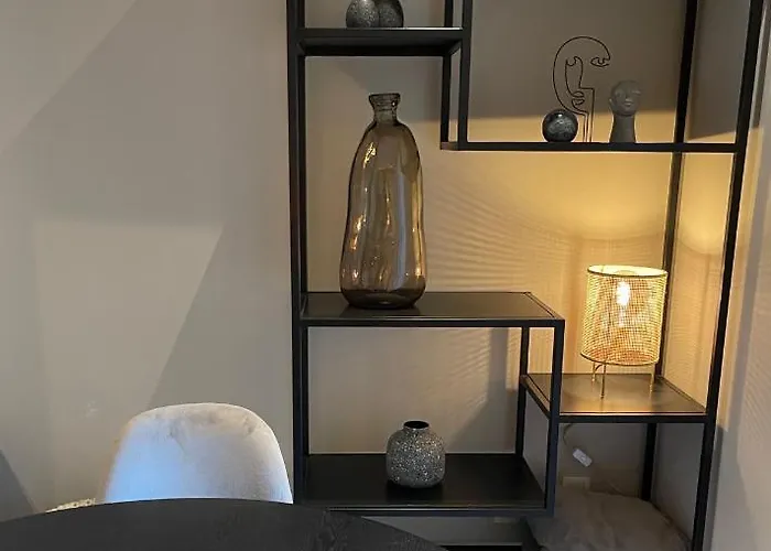 Apartament 3 Luxury Design With Airconditioning, Close To St-pieters Station Gandawa