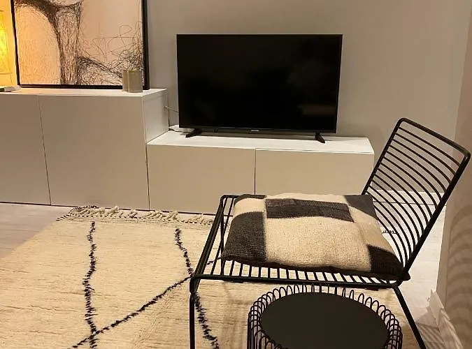 Apartamento 3 Luxury Design With Airconditioning, Close To St-pieters Station *