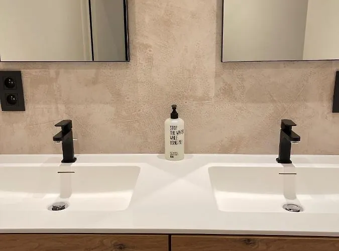 Lägenhet 3 Luxury Design With Airconditioning, Close To St-pieters Station Gent